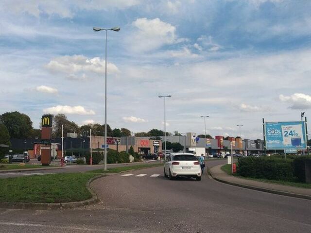 Business premises for rent in METZ (FR)