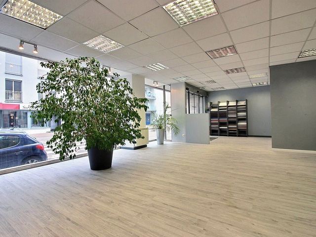Local commercial à louer à EPINAL (FR)