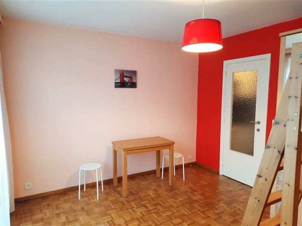 Flat 1 Room For Rent In Namur Belgium Ref 1emd8 Immotop Lu